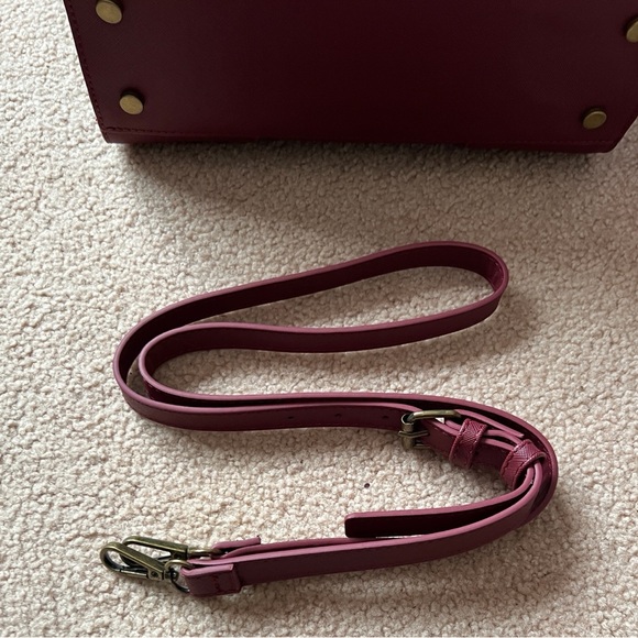 Gryffindor Burgundy Tote Bag with Tassel Charm - Picture 7 of 12